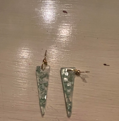Blue glass bits triangle earrings